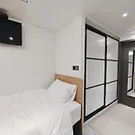 L Hostel