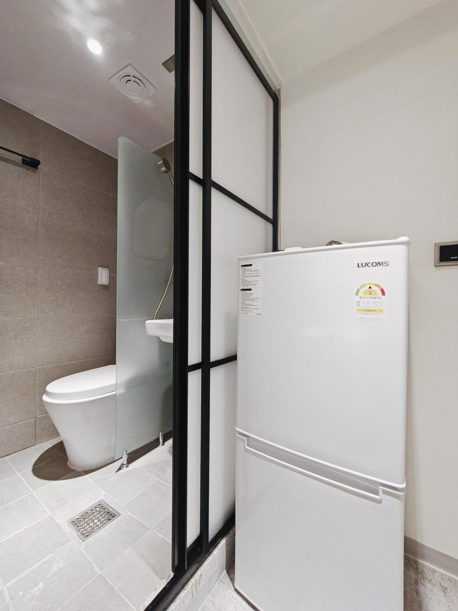 Hotel L